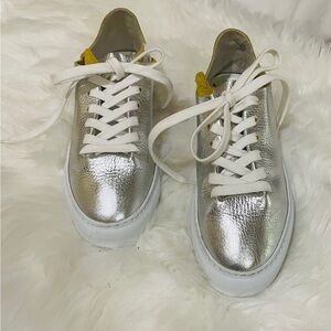 Sam Edelman Poppy Lace Up Sneakers, Silver Metalic Leather. Size 6